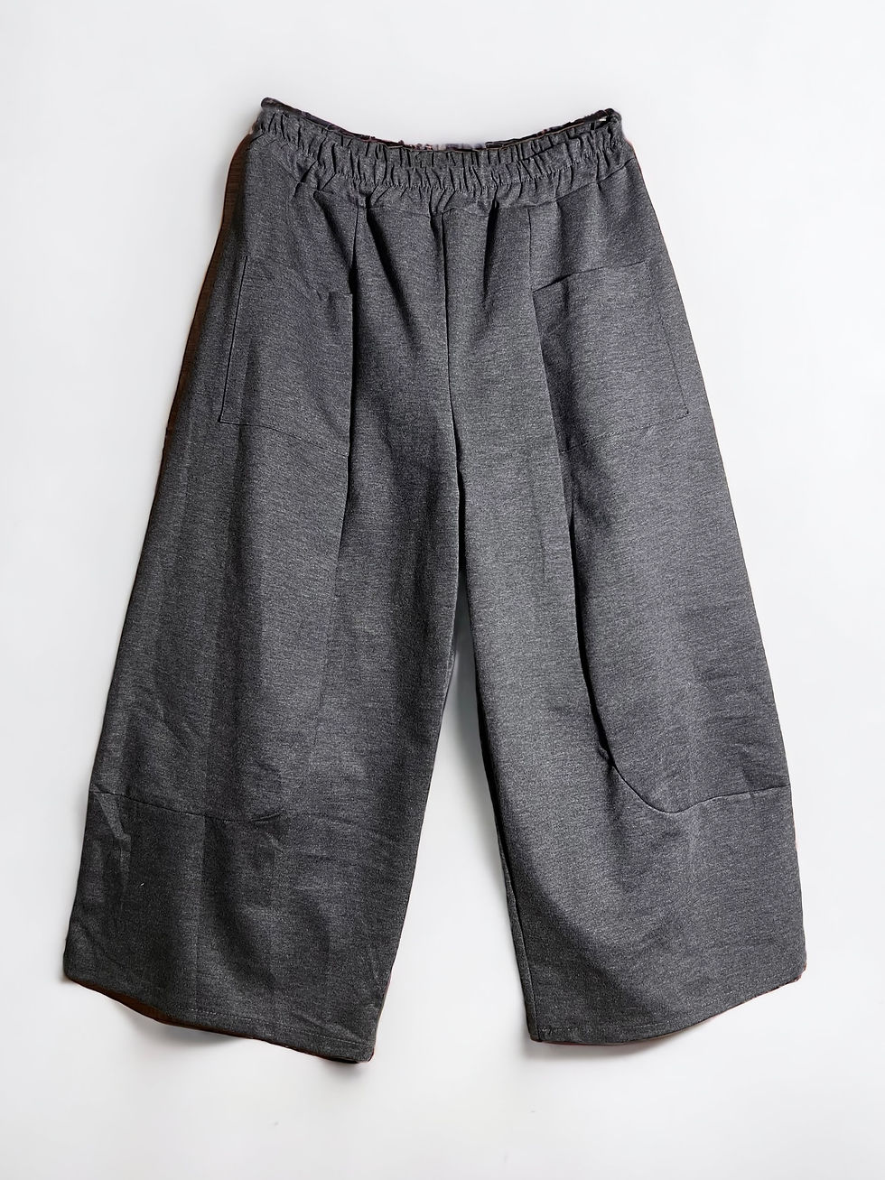 Thumbnail: Warm Pants with a Salwar-like Line