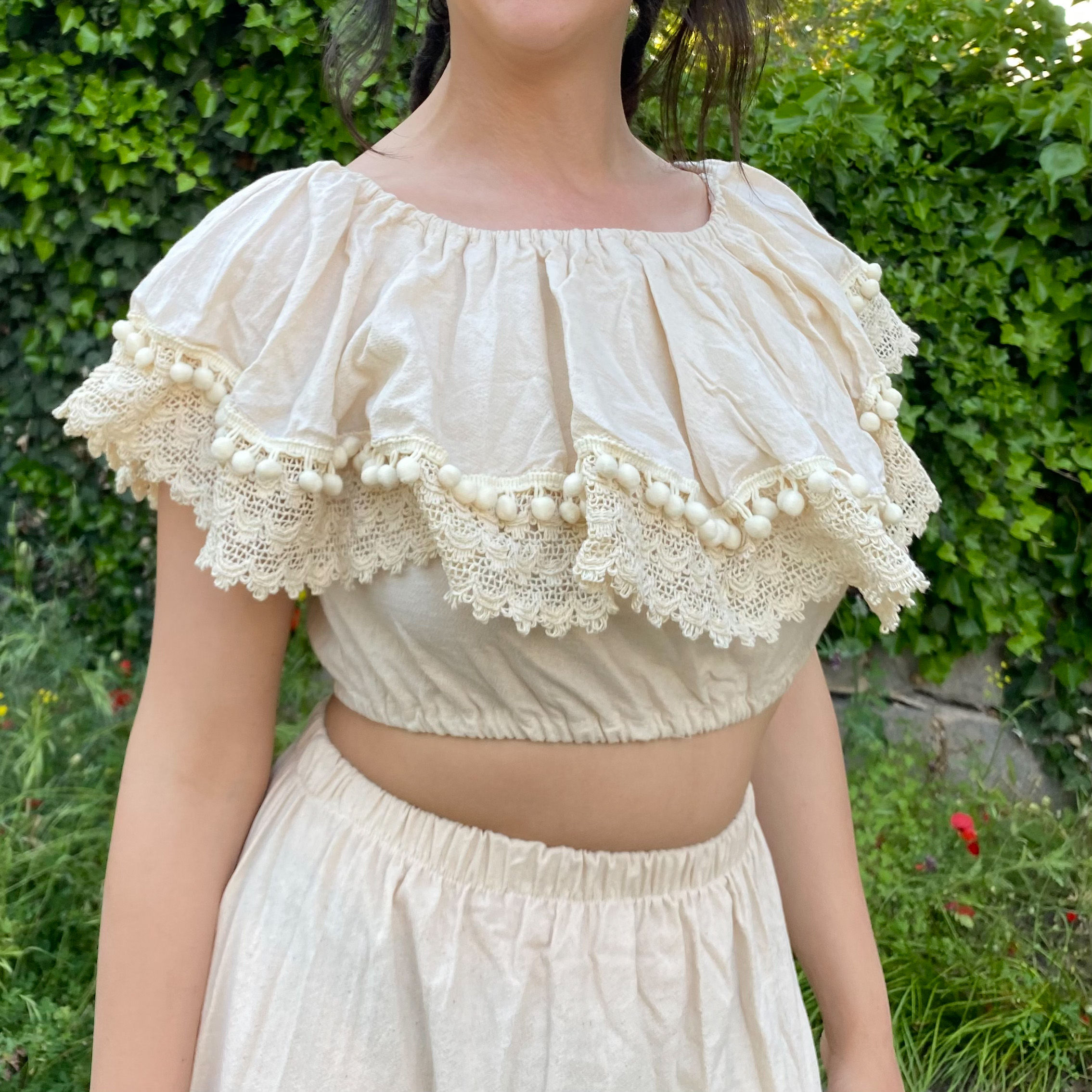 PARTOUT - Top with Embroidery and Bon-Bon