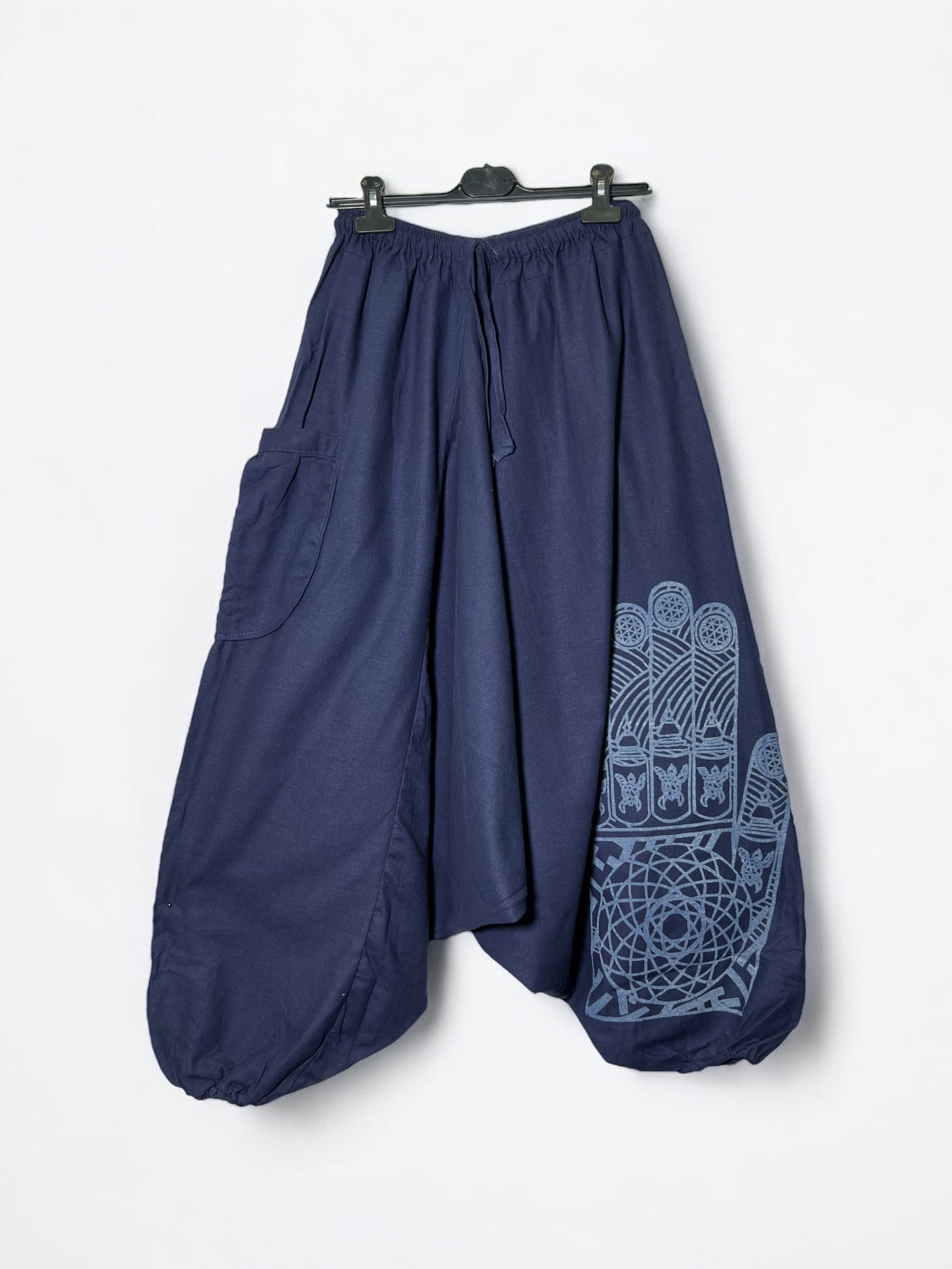 Βράκα με Έθνικ Στάμπα στο Ένα Μπατζάκι