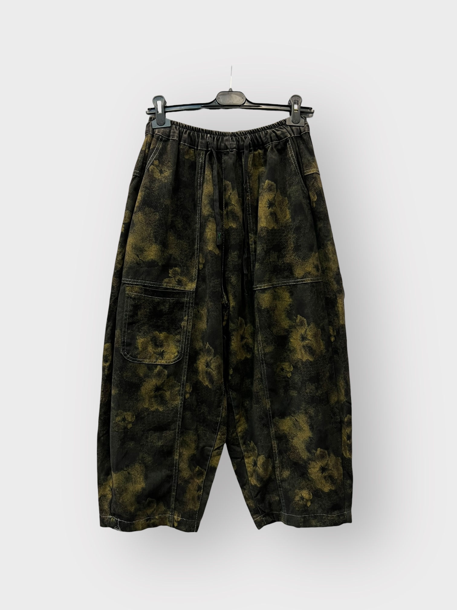 Τζιν Παντελόνι Φαρδιάς Γραμμής με Floral Acid Wash Εφέ