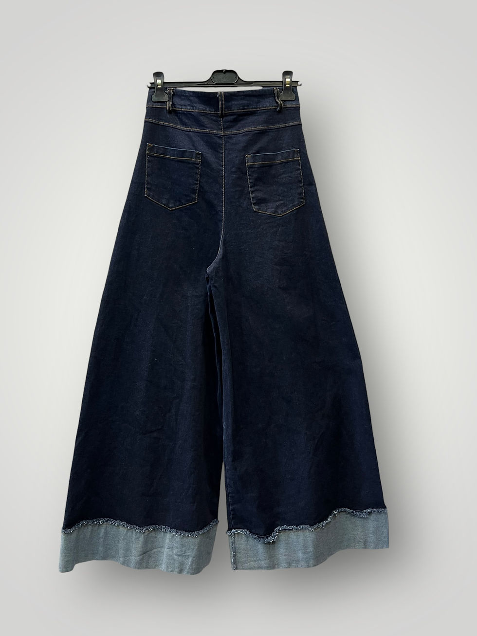 Thumbnail: Ψηλόμεσο Wide-Leg Τζιν