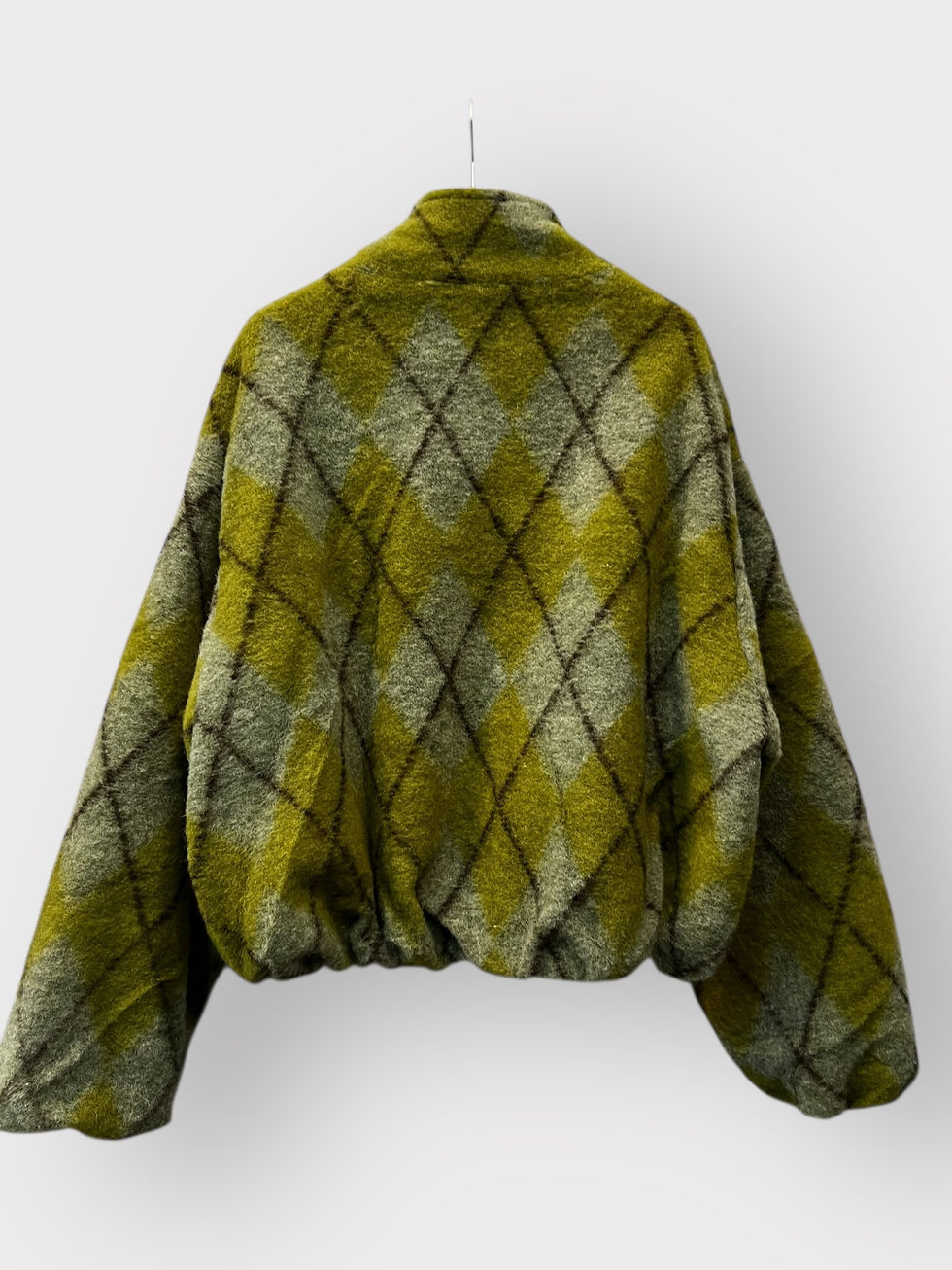Thumbnail: Warm Crop Jacket with Diamond Pattern