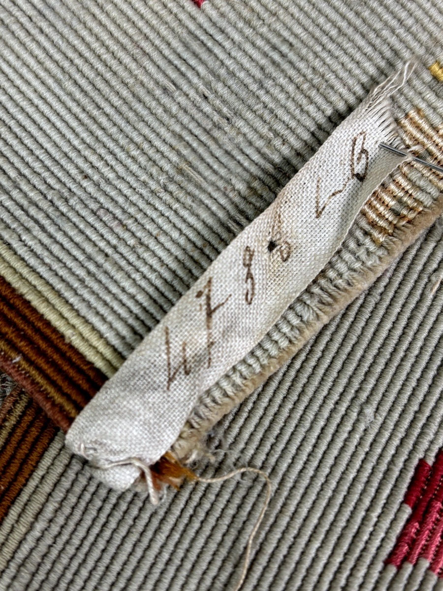 Thumbnail: Antique French 19th century Aubusson pelmet classic floral roses 305cms / signed