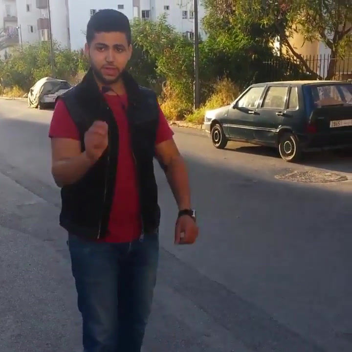 Thumbnail: Magic Tricks Turn Your Handkerchief Into A Magic Wand