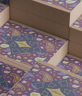 Maqueta de caja gratuita de la serie Lush.jpg