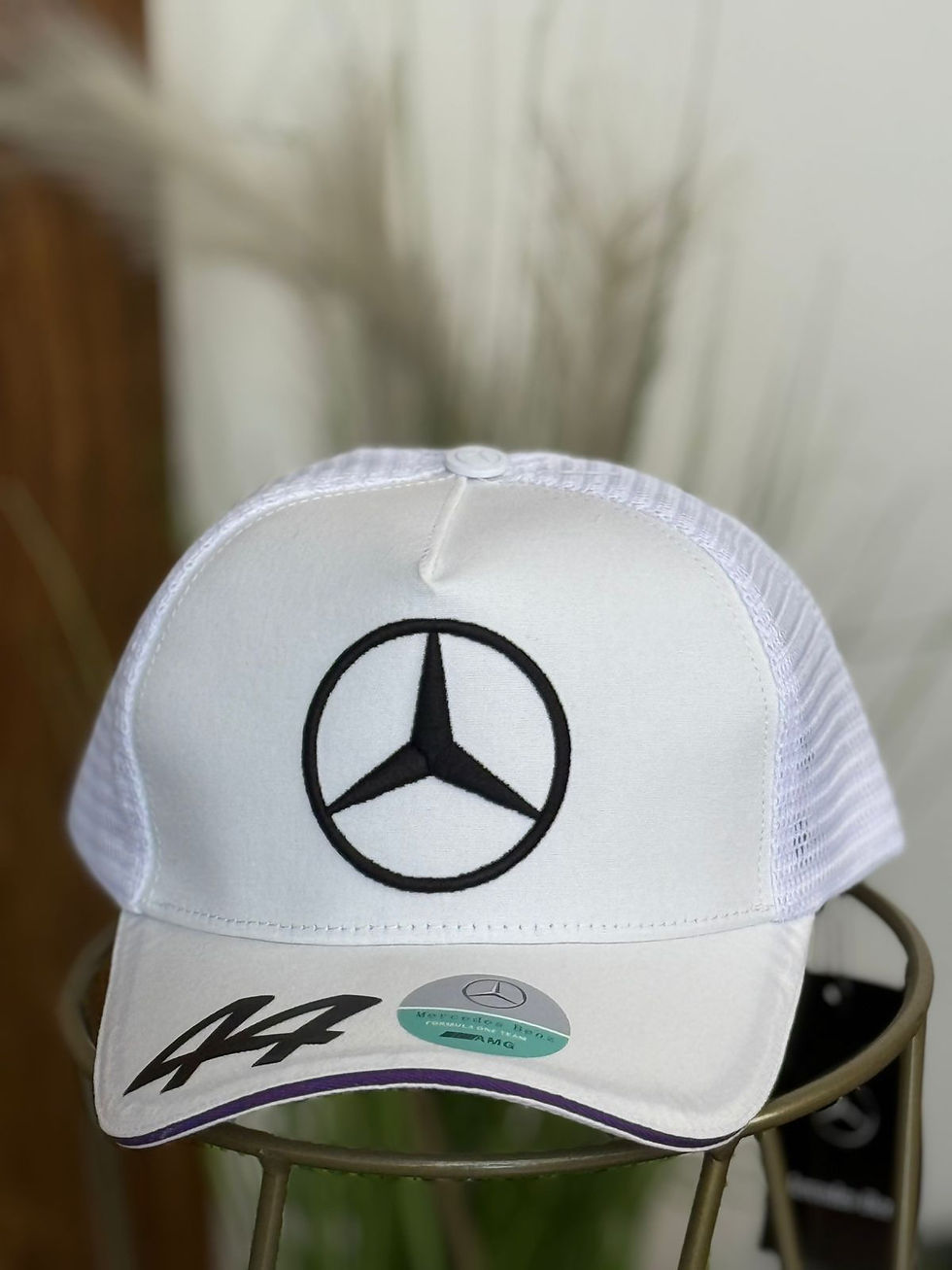 Miniatura: Sale gorras 