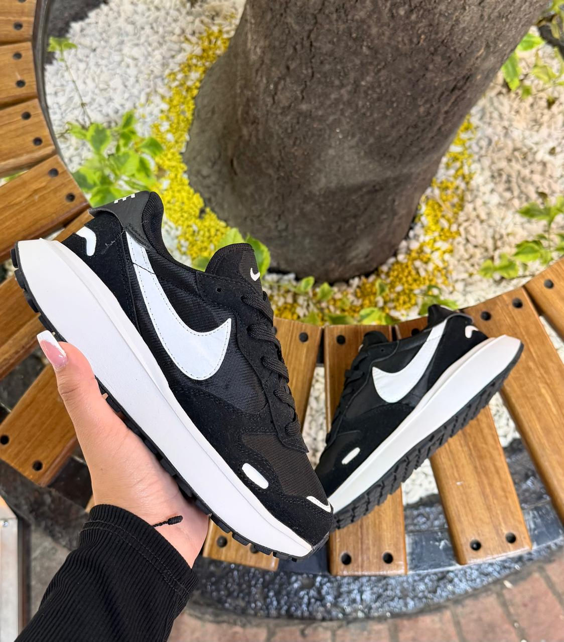 NIKE WAFFLE