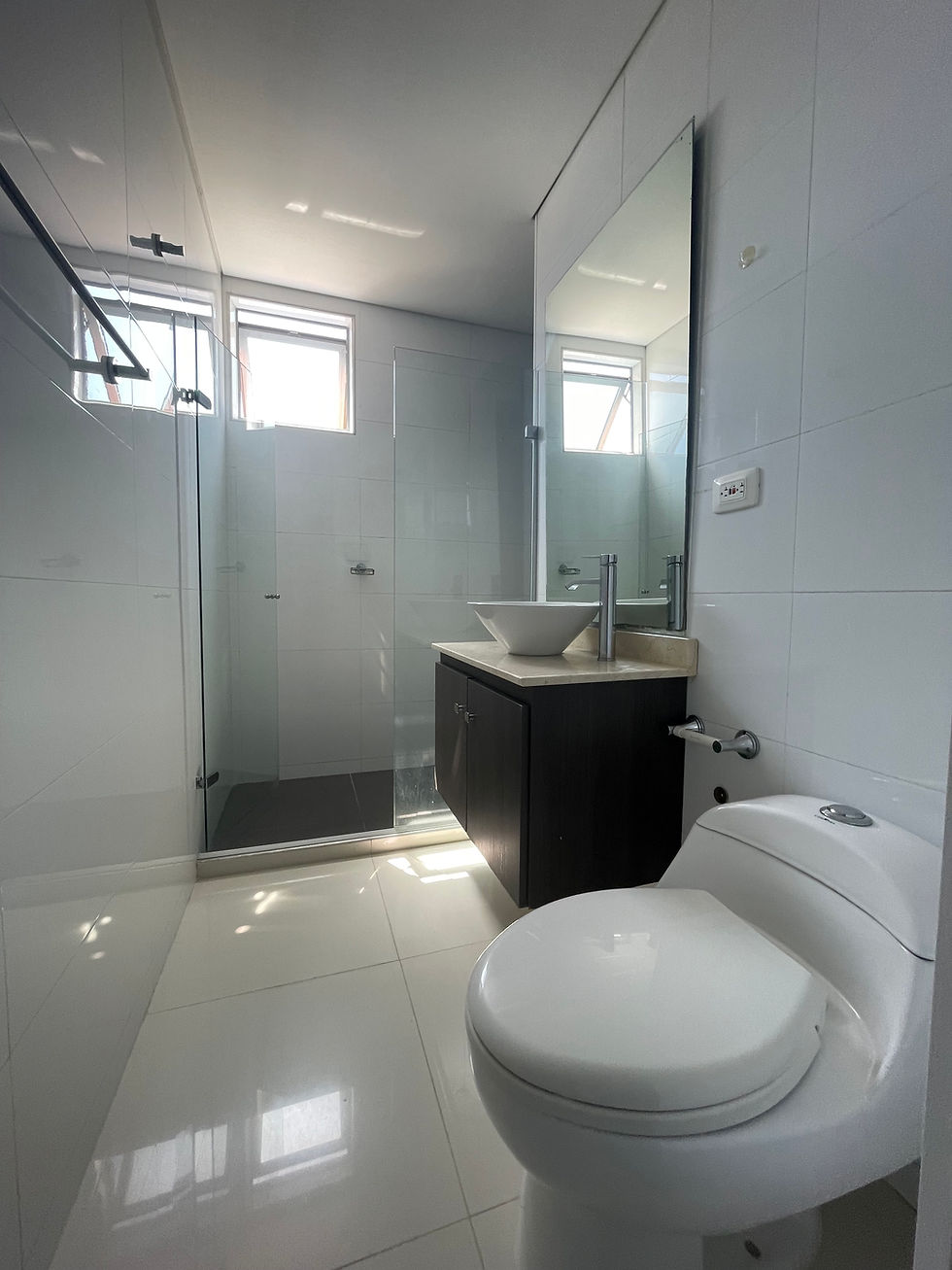 Miniatura: HERMOSO APARTAMENTO CON EXCELENTE UBICACIÓN