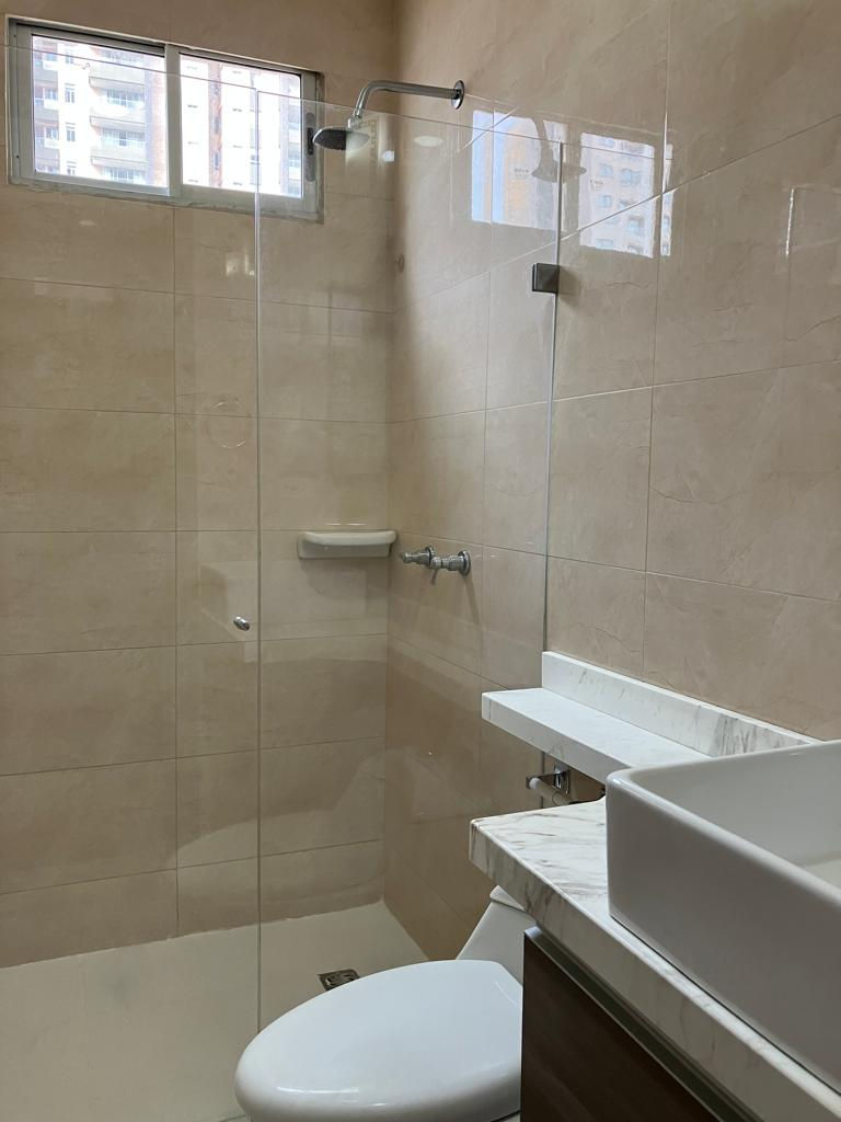 Miniatura: ESTE INCREIBLE APARTAMENTO DE BRINDA LA COMODIDAD Y EL ESTILO QUE NECESITAS