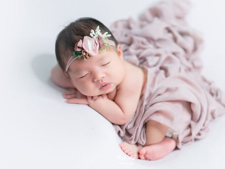Feel Art Photography | Baby Photoshoot
