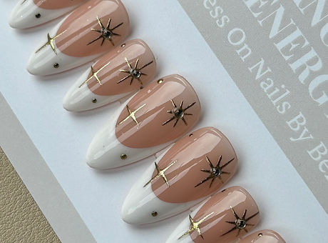 Almond White Star French Press On Nails