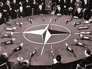 Ucraina, guerra per procura sulla pelle dell'Europa