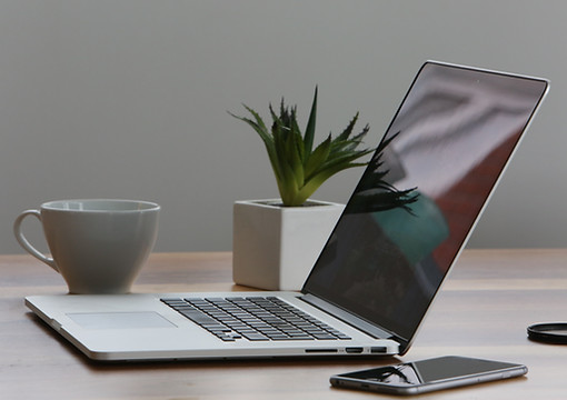 Quiet Desk