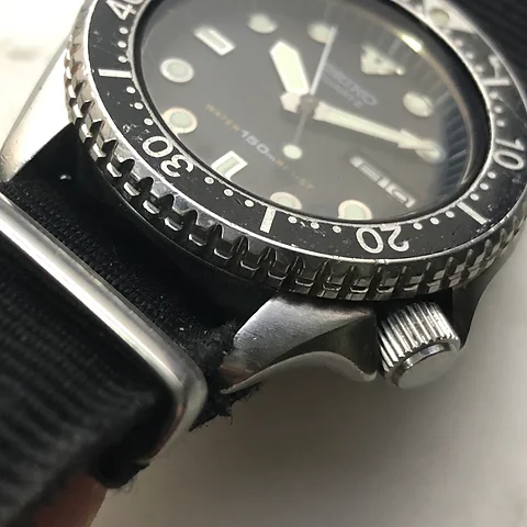 seiko midsize diver