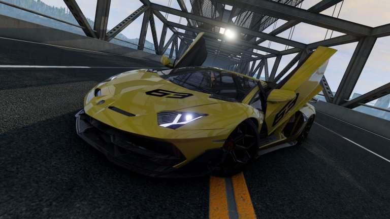 LAMBORGHINI AVENTADOR