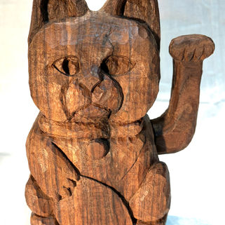 CARVED LUCKY CAT