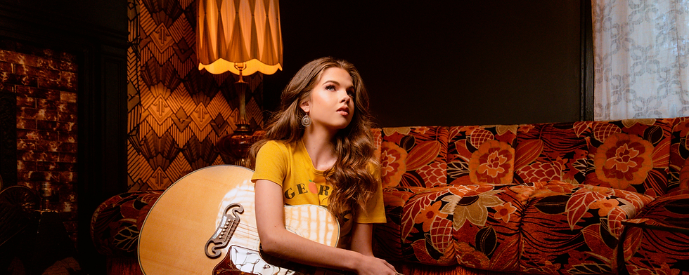 Callista-clark-guitar