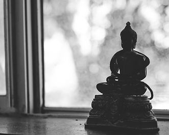Budda Statue schwarz.jpg