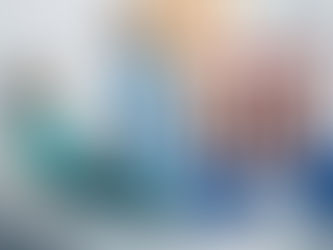 mulher realizando coleta de sangue para checkup hormonal