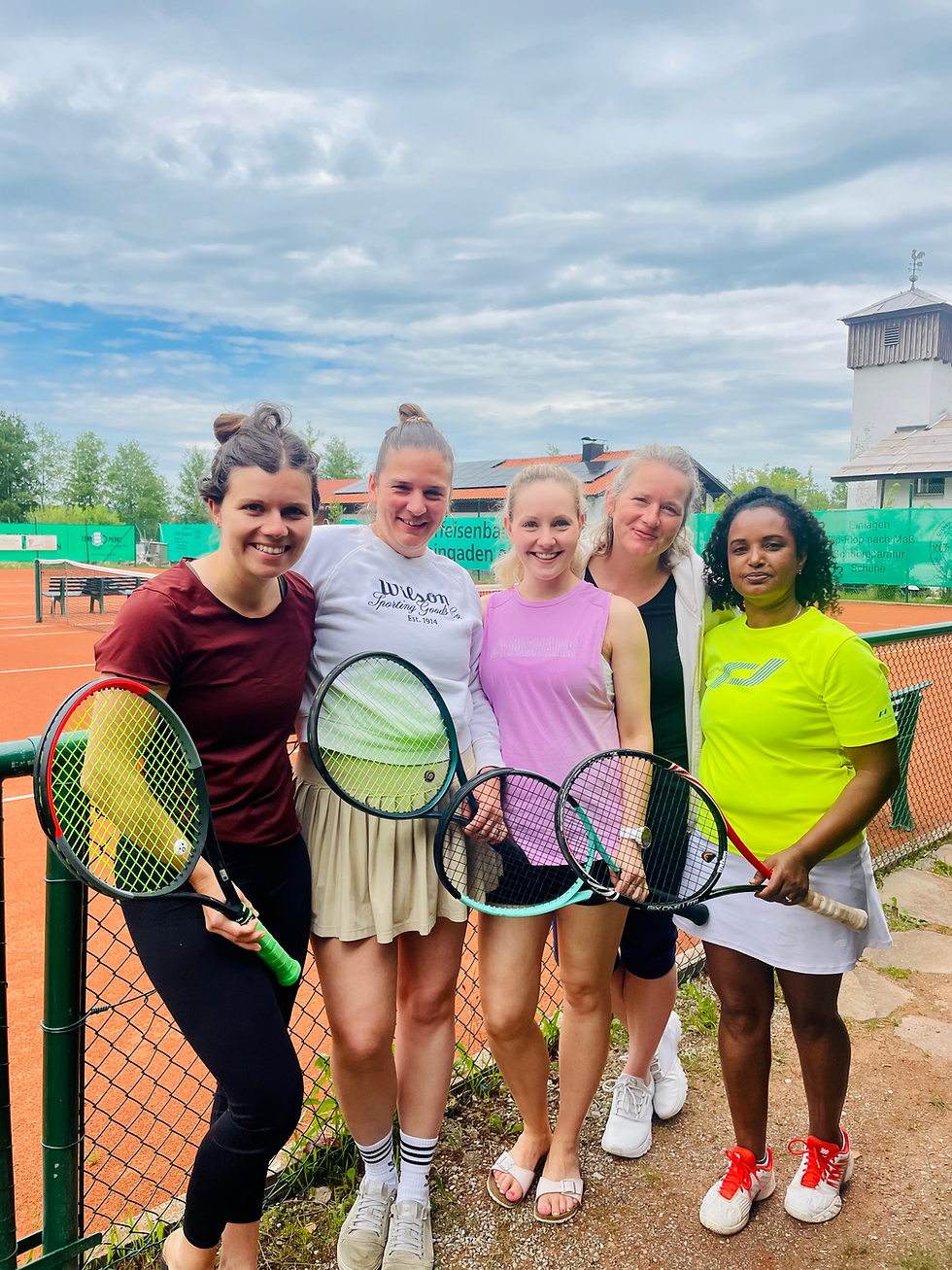 Jaqueline Pfister, Ursula Mayr, Vanessa Angerer, Mandy Aurhammer, Tsion Tekle Tsegaye