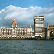 Sports Bar in Mumbai | The Studs