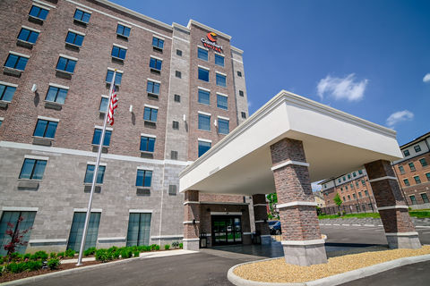 Choice Hotel: Comfort Suites and Mainstay Cincinnati Uptown/University Area