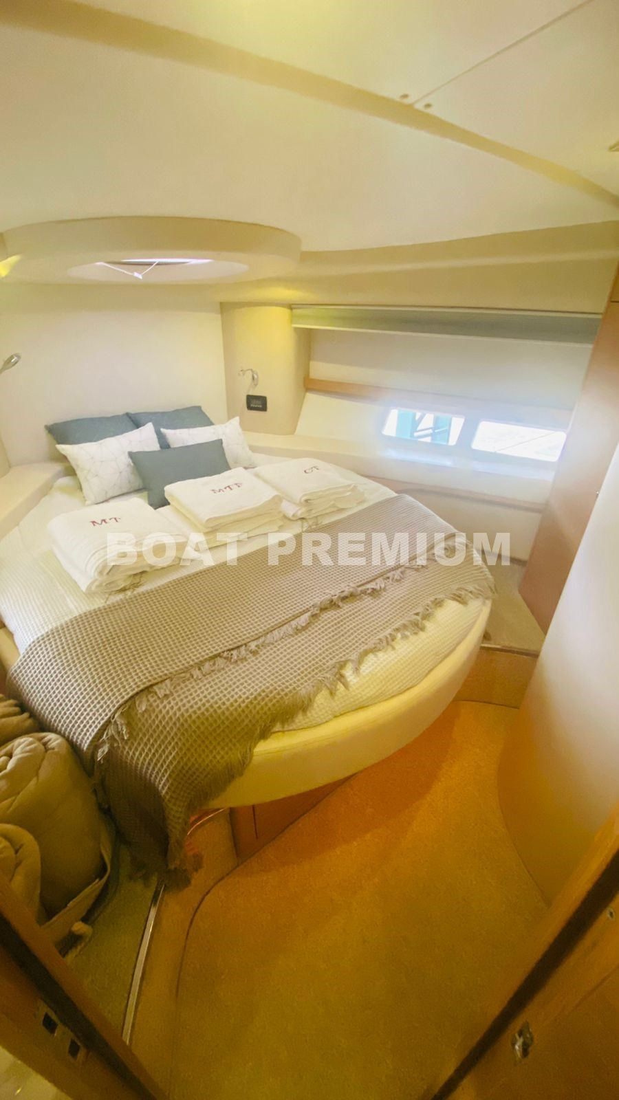 Miniatura: 430 FULL - 2008