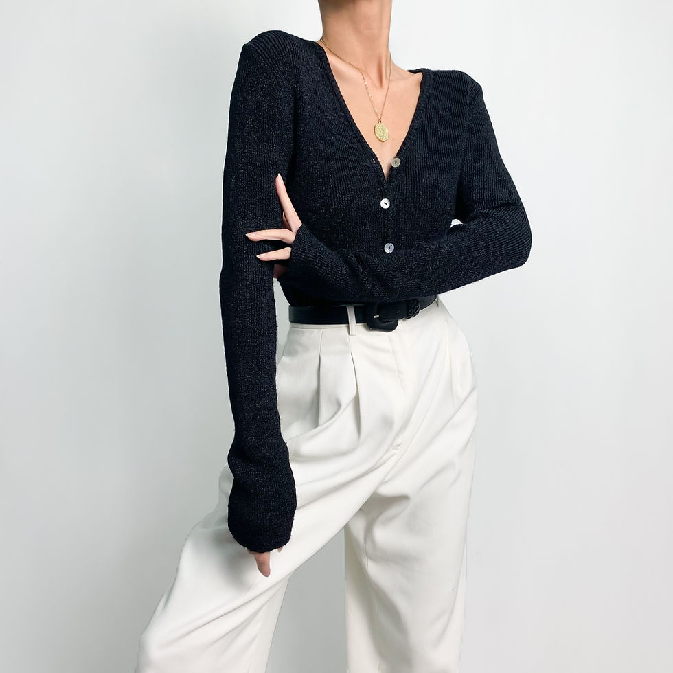 Onyx V-Neck Mother of Pearl Knit Cardigan XS-S