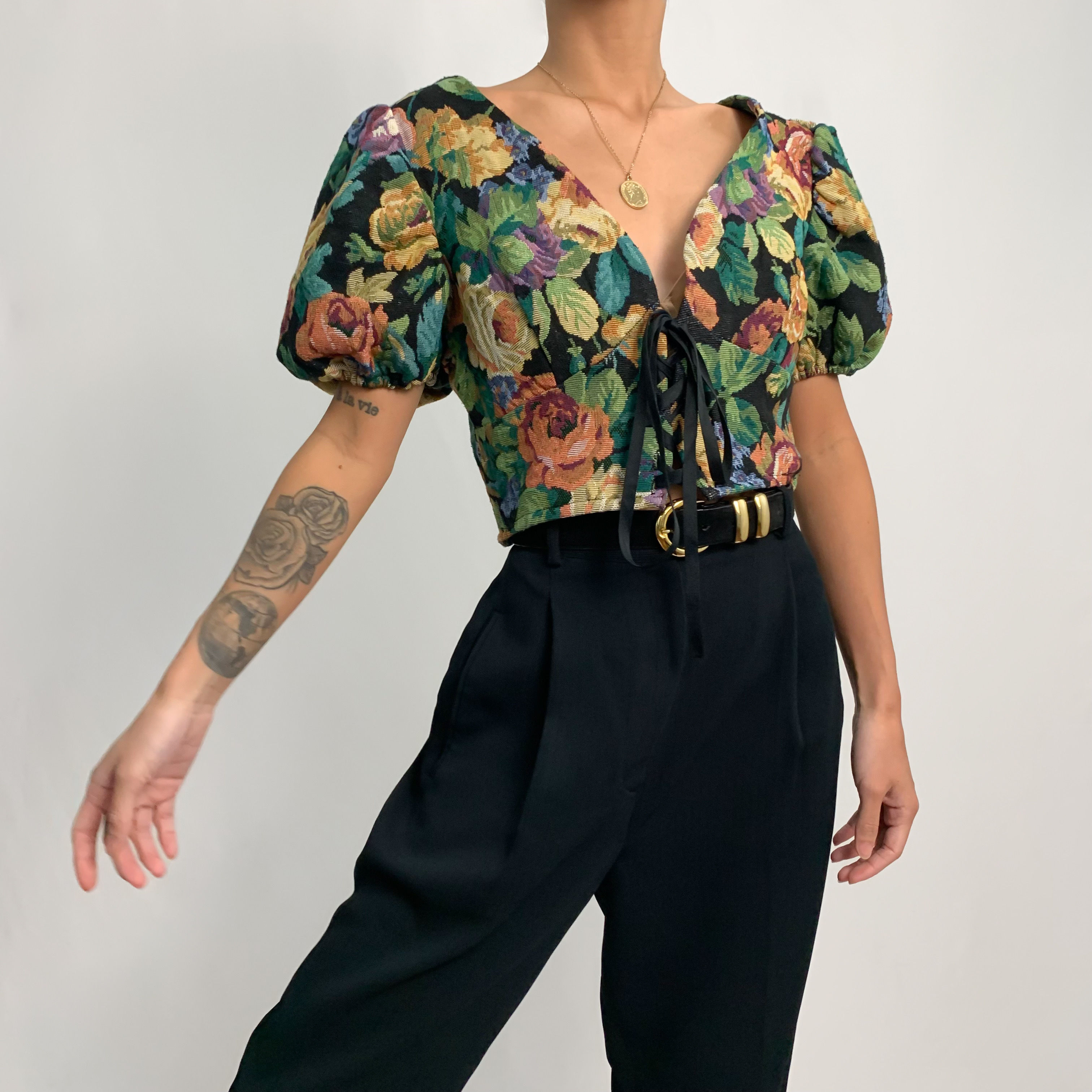 Floral Lace Up Puffed Sleeved Blouse S-M