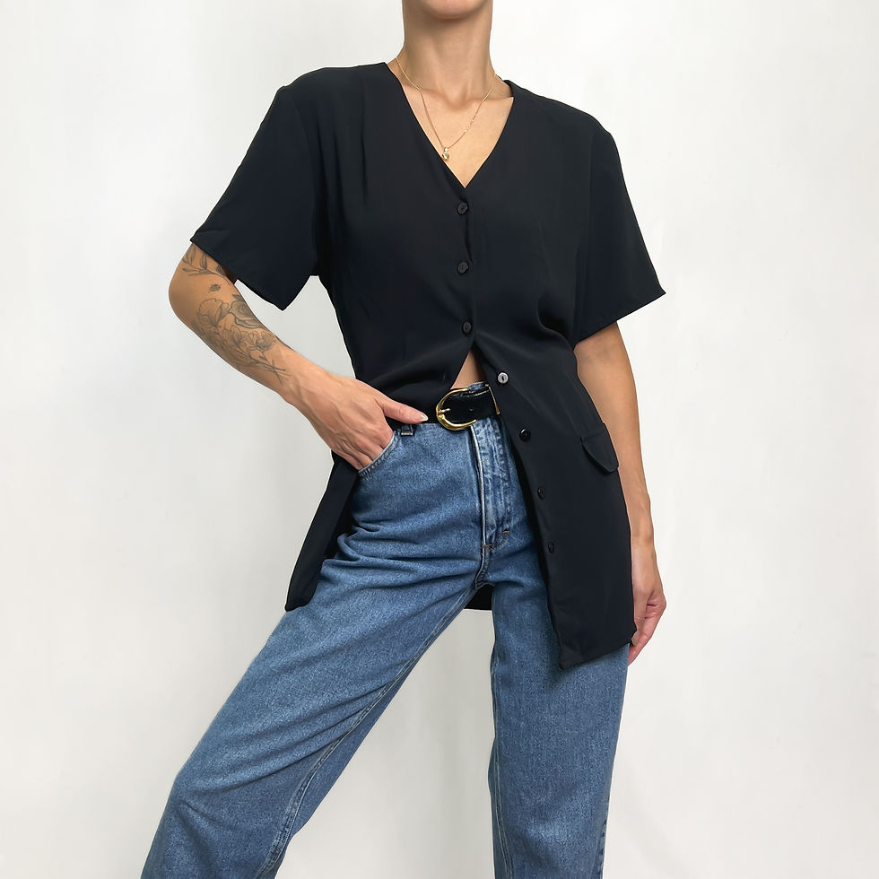 Onyx Longline Button Up Blouse S-M