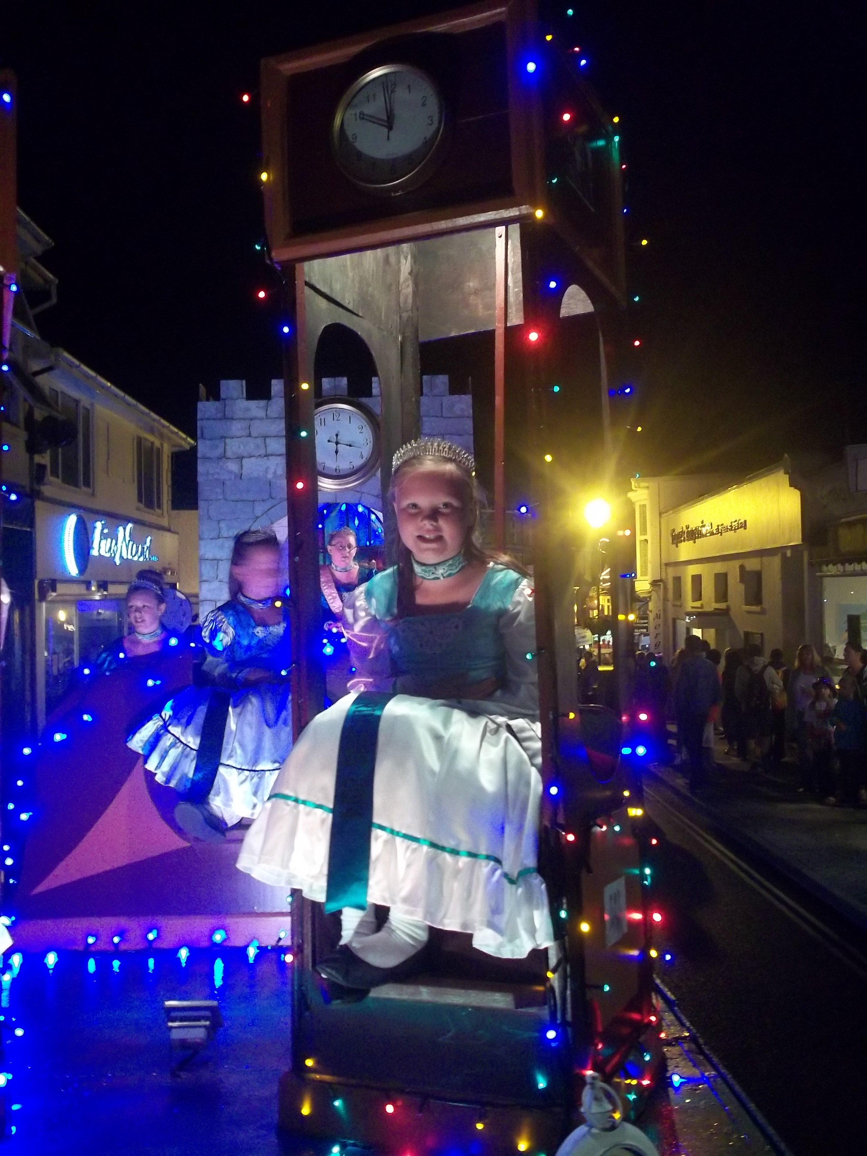 Shanklin Illuminated- Katie, Ventnor Junior Princess