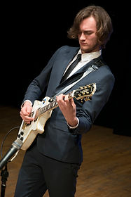 Ross Munro Guitarist Performing