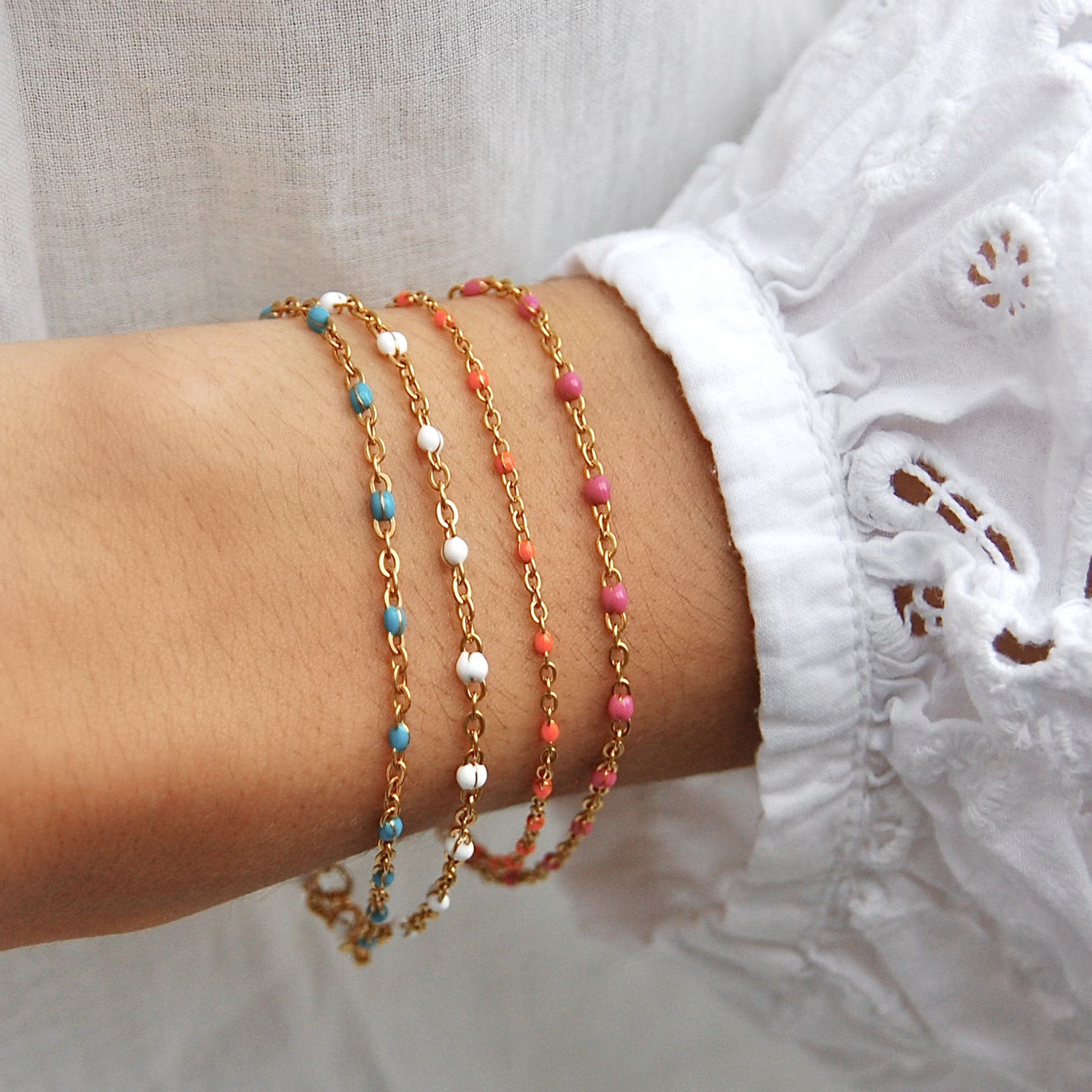 Bijou bracelet en acier inoxydable fait main, à Paris