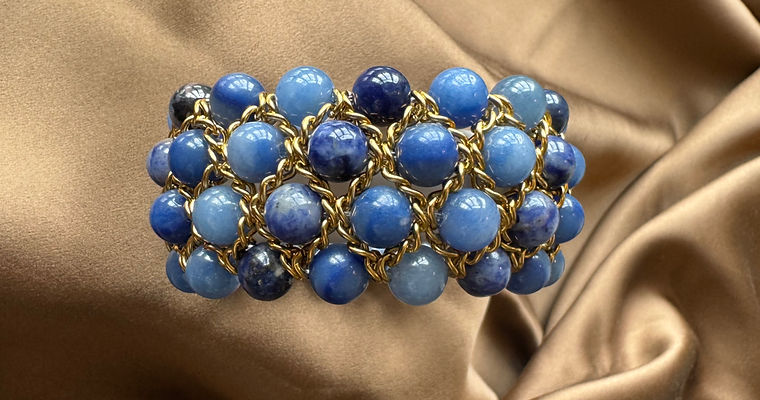 Maison Taslar - vue du dessus du bracelet aventurine bleue