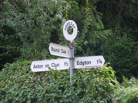 Hopesay_signpost_2 (1).JPG