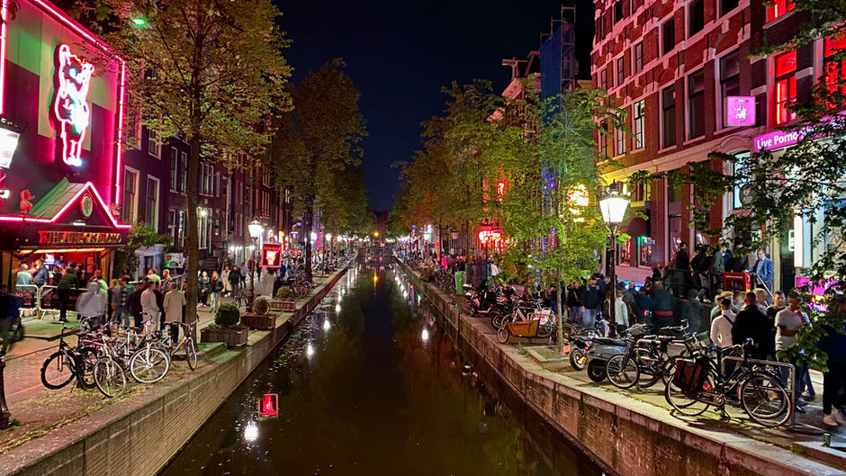 Red Lights and Coffee Shops and Bicycles! Oh My!