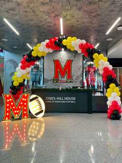 Maryland Football Balloon Arch | Balloon Zoom | DMV