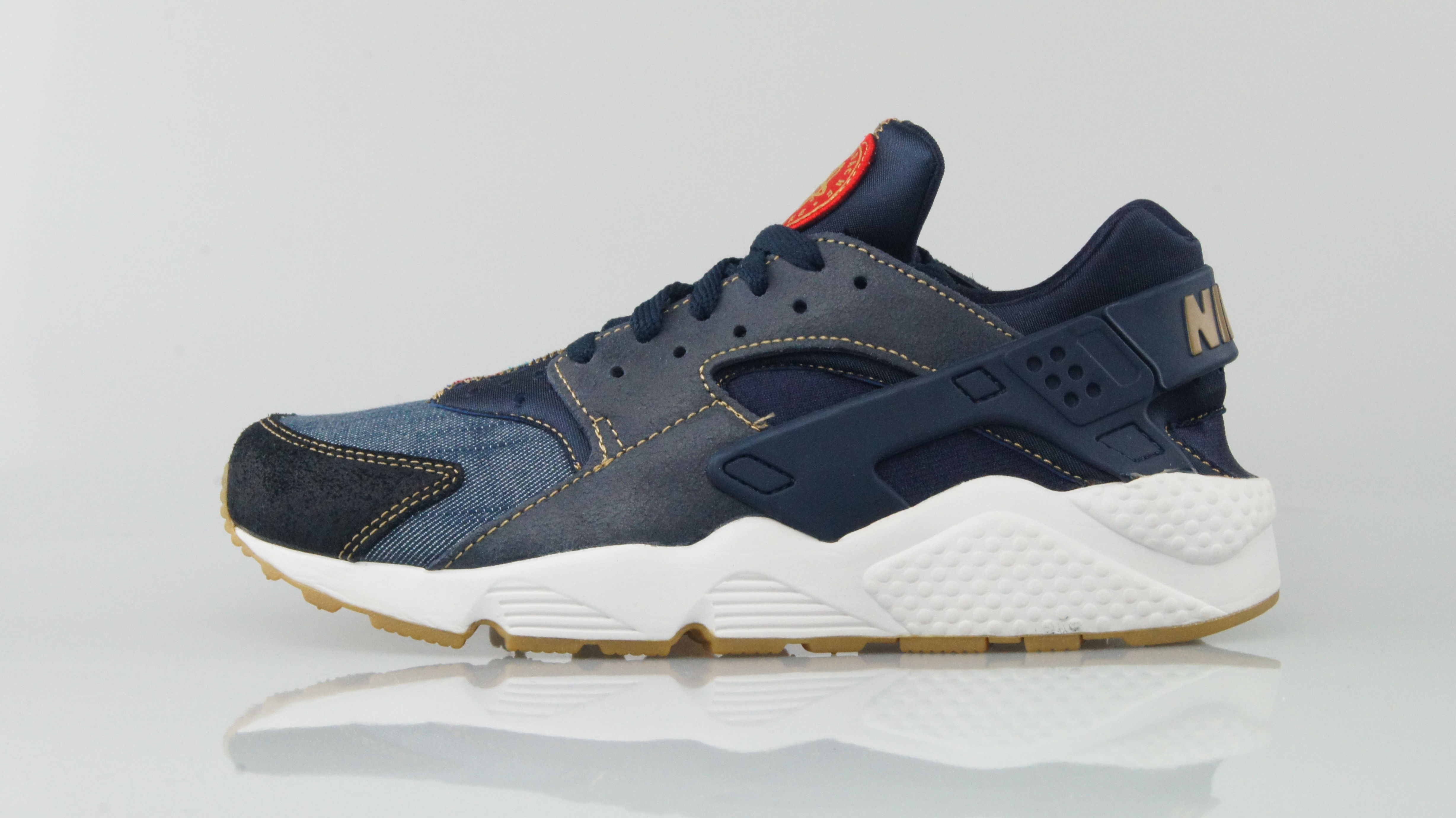 AIR HUARACHE RUN SE