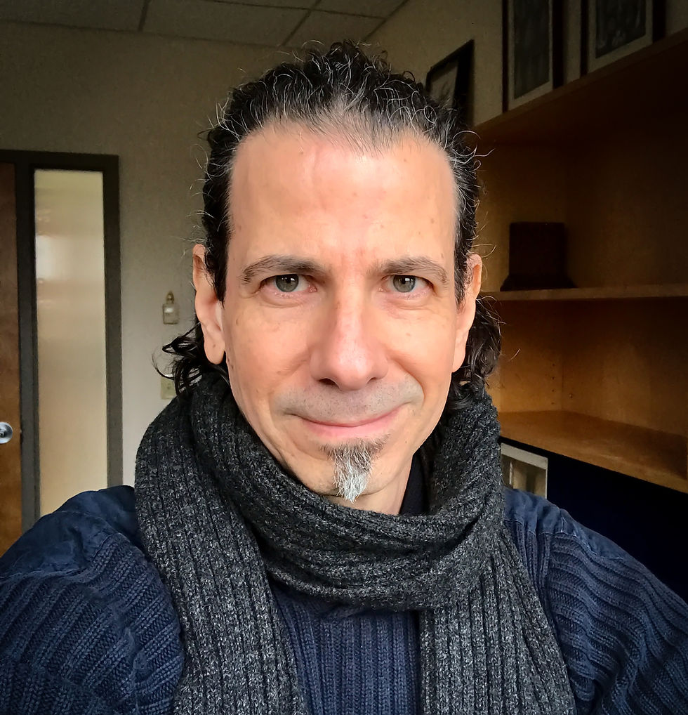 Steven DeCaroli 教授