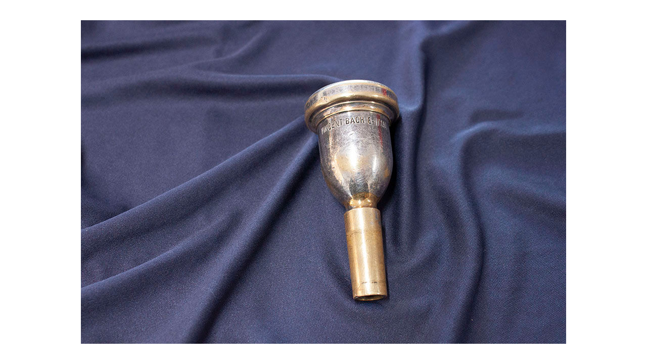 Boquilla Vincent Bach Megatone 6 1/2AL tudel grande para trombón