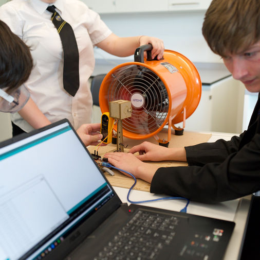 SSE Climate Connect - Future skills education, STEM education workshop, CSR Solution project, community and social impact through skill development