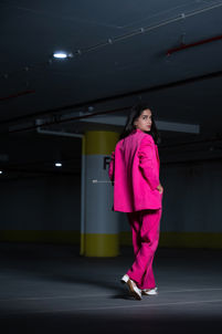 Discover stunning photography by Meet18, specializing in fashion, editorial, and conceptual shoots in Pune. Experience captivating motion photography and dynamic visuals.