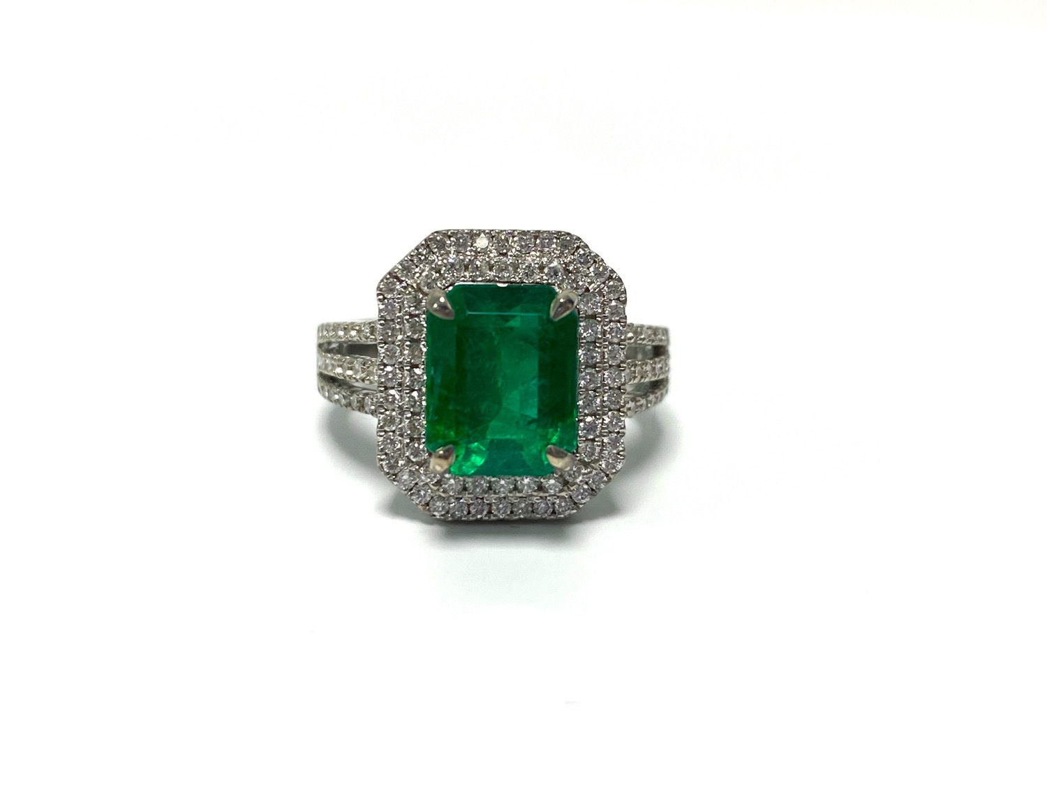 Emerald Emeraldcut Ring 2.90 cts