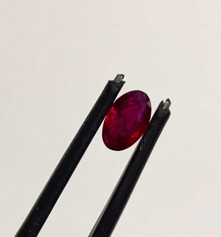 Thumbnail: No Heat Burma Ruby Oval 1.10 Cts