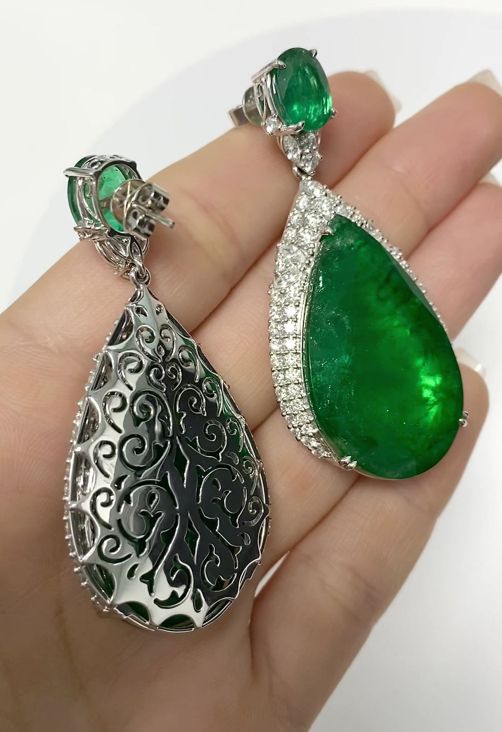 Thumbnail: Emerald Pear and Oval Earrings 88.00 cts