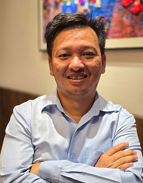 Thearith spécialiste de l'organisation de circuits sur mesur au Cambodge.