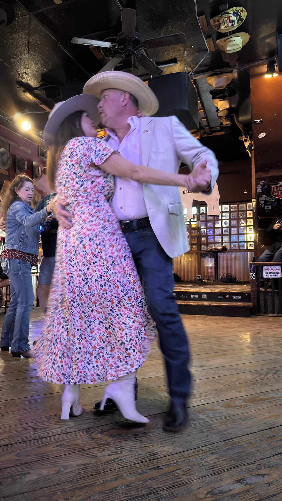 couple dansant au white elephant saloon à Fort Worth