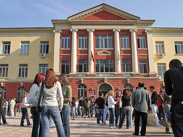 KRITERET E PRANIMIT: MASTER I SHKENCAVE NE INSTITUTIN E STUDIMEVE EUROPIANE, ISE-UT