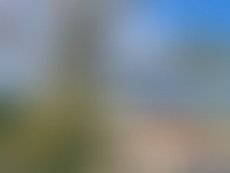 Konispoli i mbathur me heshtje dhe i veshur me histori baladash