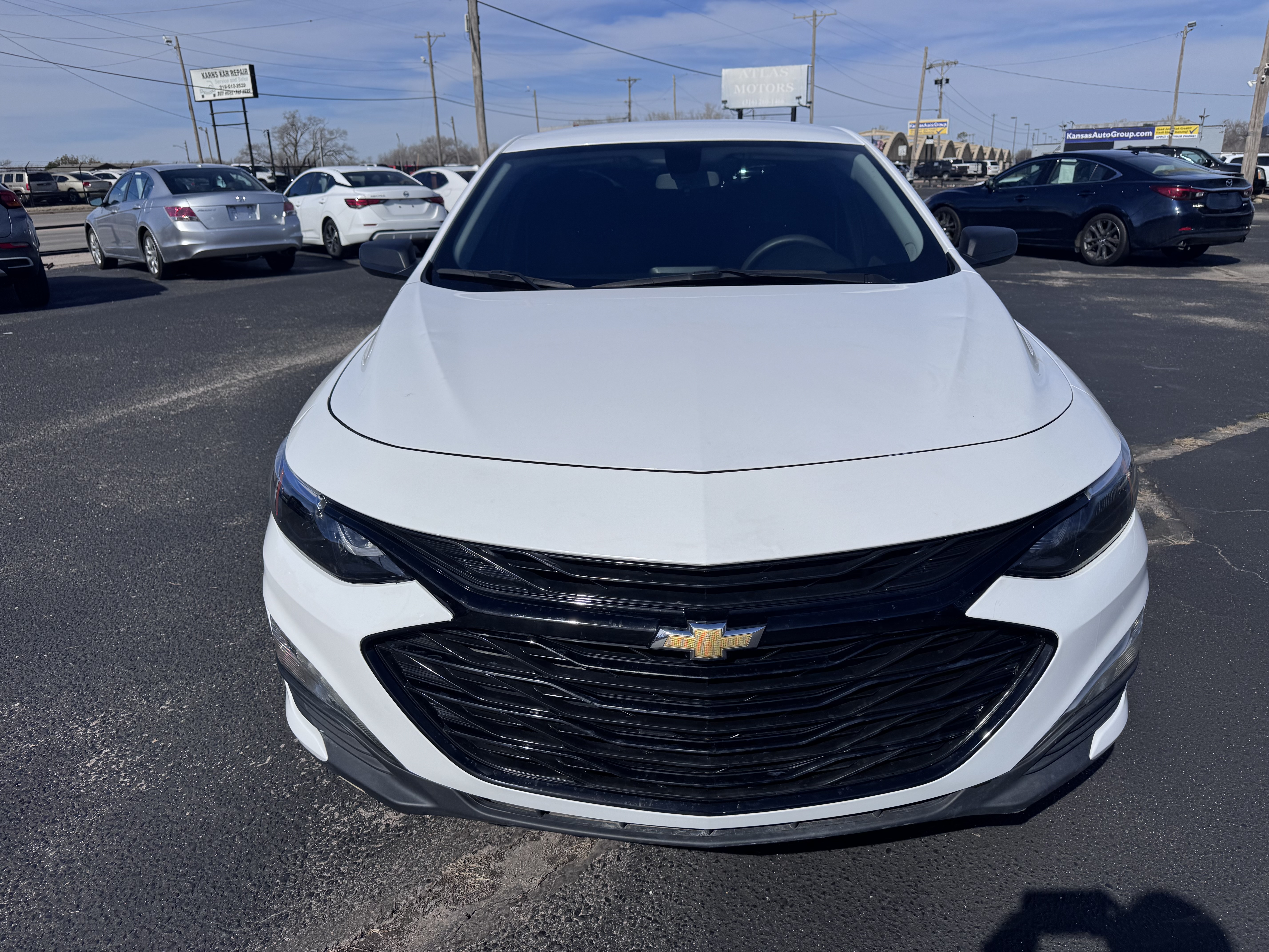2022 Chevrolet Malibu 1LS's photo